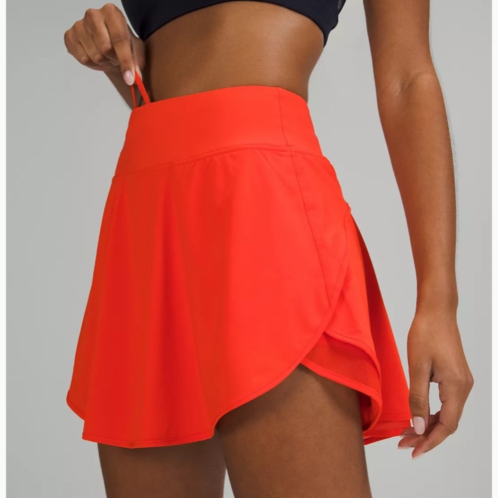 🔥LULULEMON HIGH RISE FLUTTER HEM SKIRT/SKORT-6,8,10🔥 - Picture 5 of 14